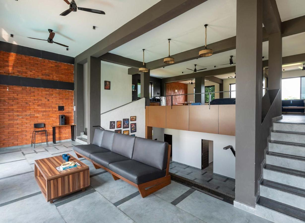 Two Villa By Stayvista With Infinity Pool, Farm & Mountain Views, Modern Interiors Карджат Экстерьер фото