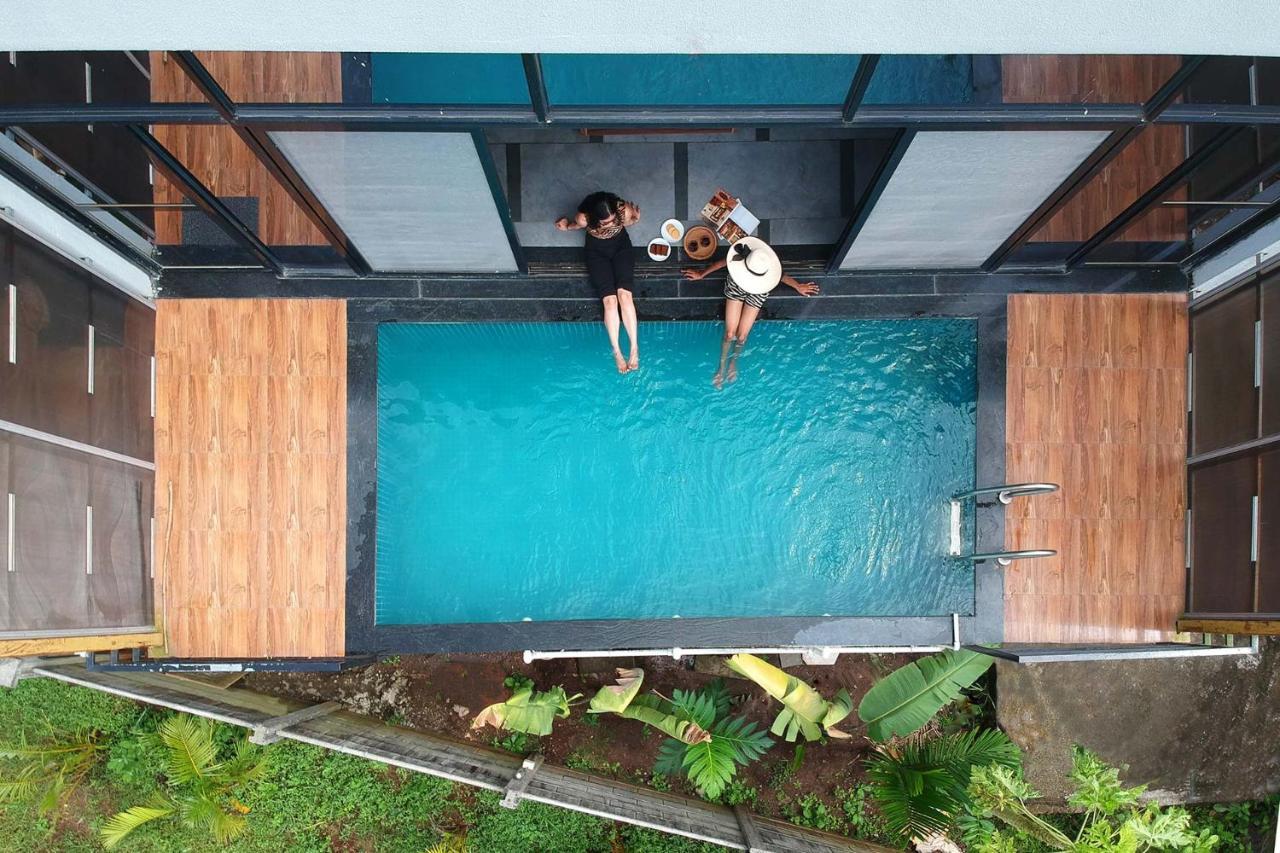 Two Villa By Stayvista With Infinity Pool, Farm & Mountain Views, Modern Interiors Карджат Экстерьер фото